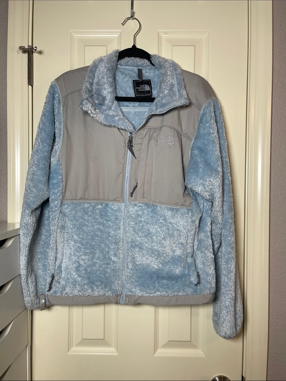 The North Face Women's Light Blue and Gray Teddy Fleece Jacket